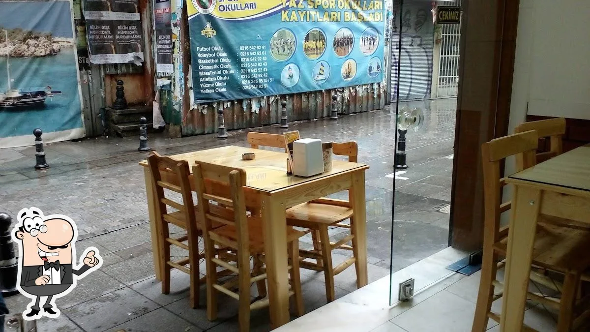 Meşhur Menemenci Cemal Polat, Kadıköy, İstanbul — Restoran
