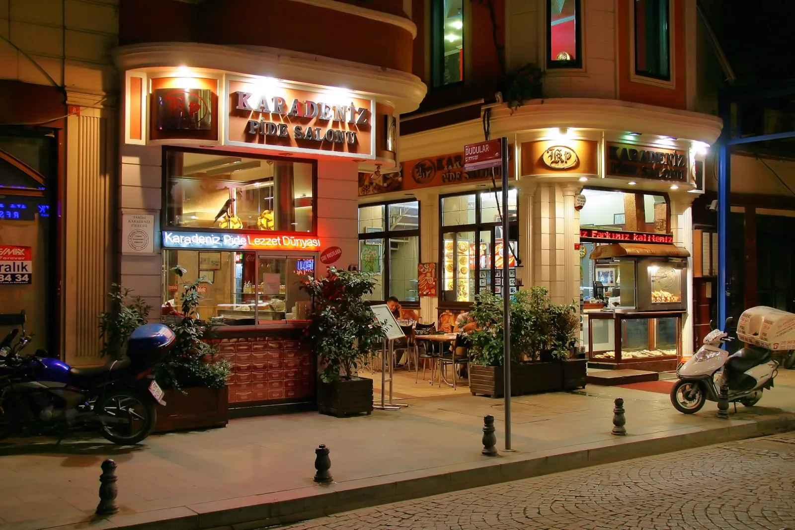 Asma alti, Beyoğlu, İstanbul