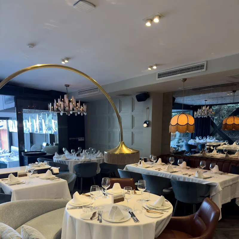 Azur, Sarıyer, İstanbul