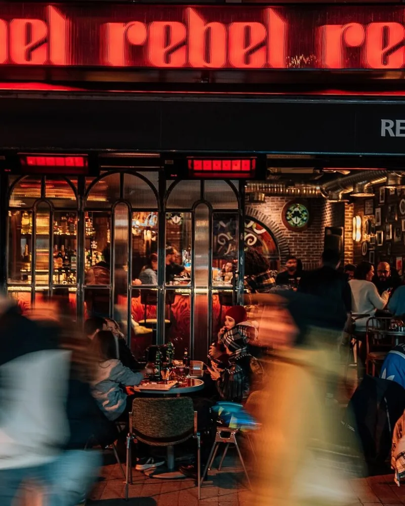 Rebel, Kadıköy