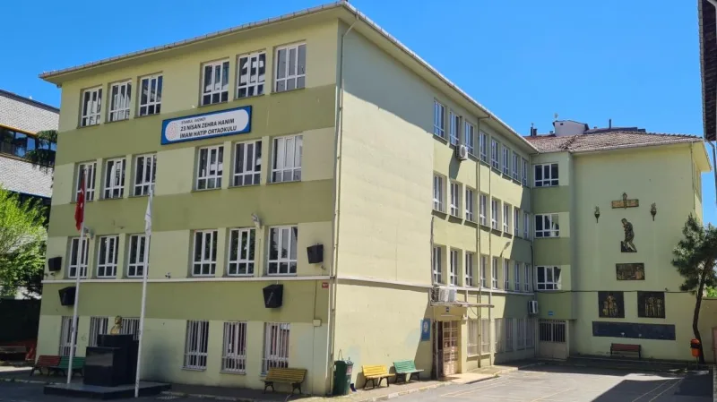 23 Nisan Zehra Hanım İmam Hatip Ortaokulu, Kadıköy, İstanbul — Eğlence ve Sahne