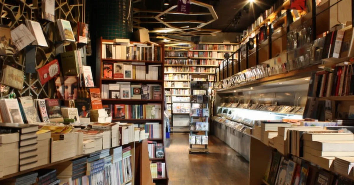 Ada Cafe + Bookstore, Beyoğlu
