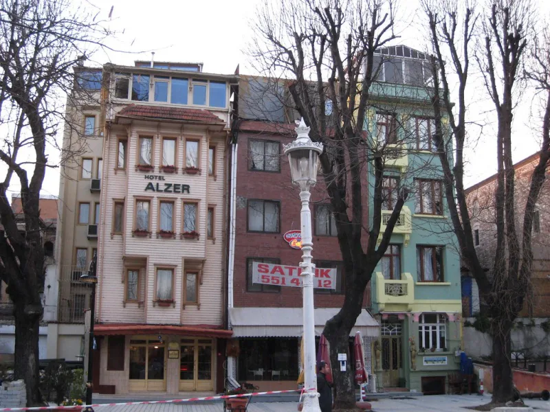 Çınar Otel, Bakırköy