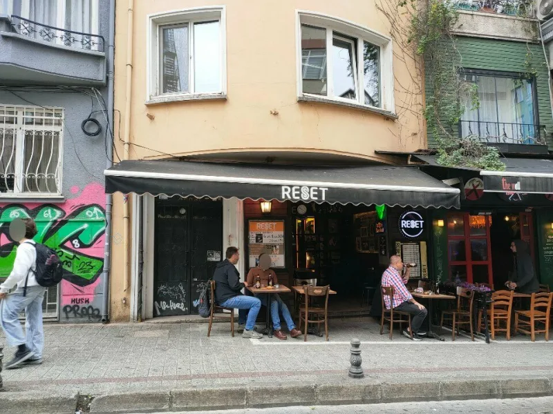 Reset, Kadıköy