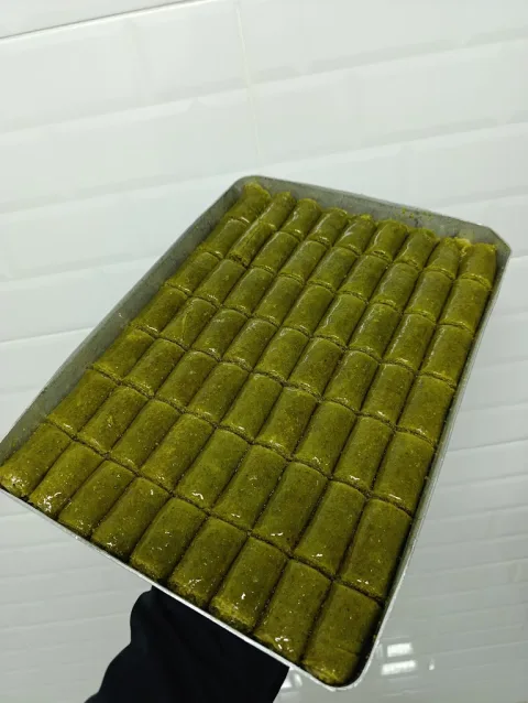 Anteplioğlu Tatlı & Baklava, Büyükçekmece, İstanbul — Kafe ve Pastane