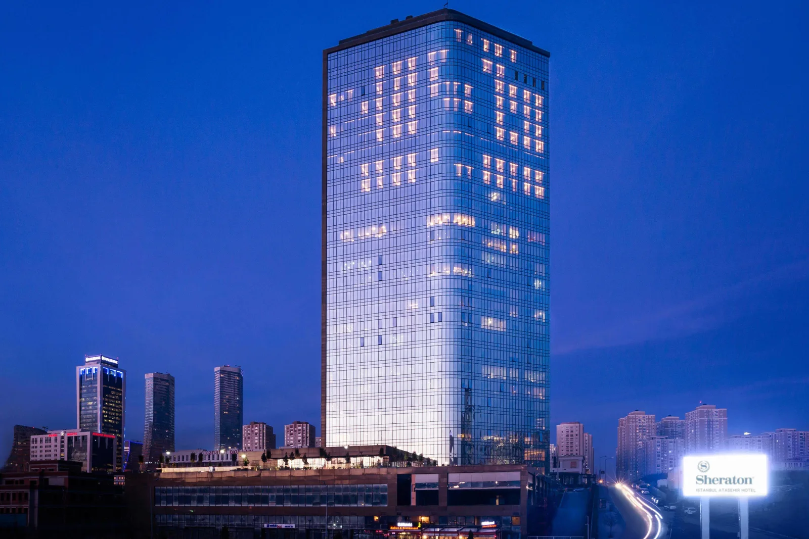 Sheraton Grand Ataşehir İstanbul, Ataşehir, İstanbul — Otel