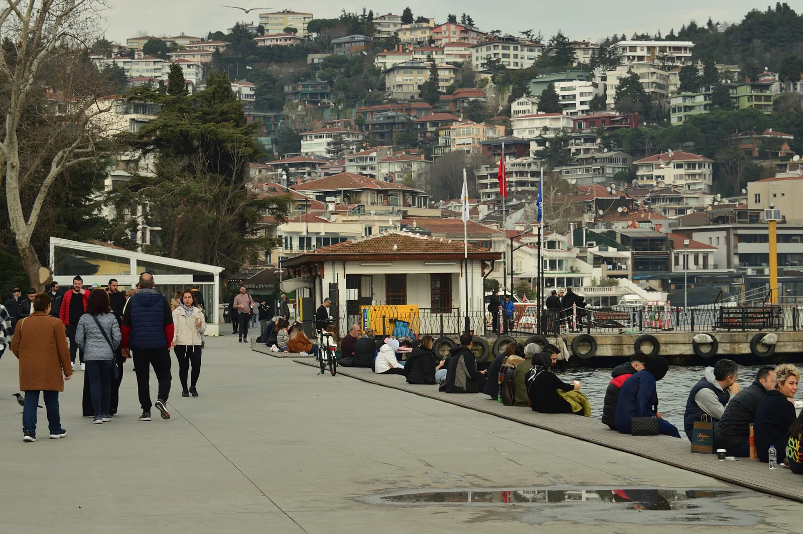 Bebek İskelesi, Beşiktaş, İstanbul — Sahil ve Kıyı