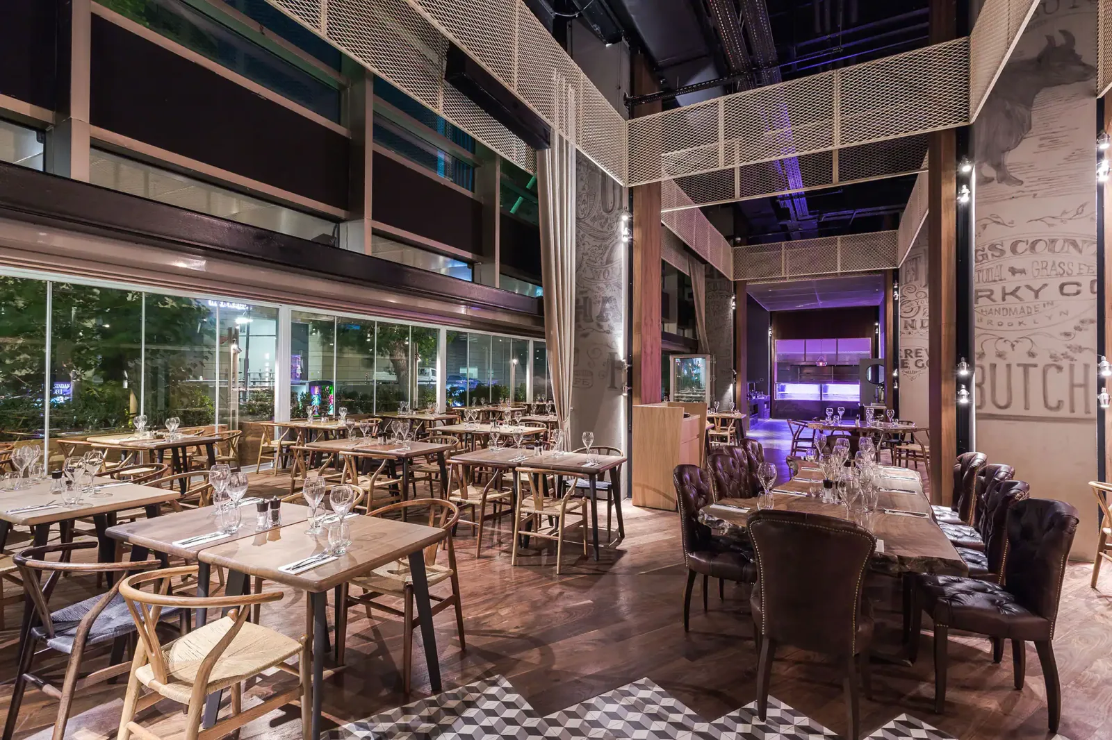 Butcha Steakhouse & Marly, Şişli, İstanbul — Restoran
