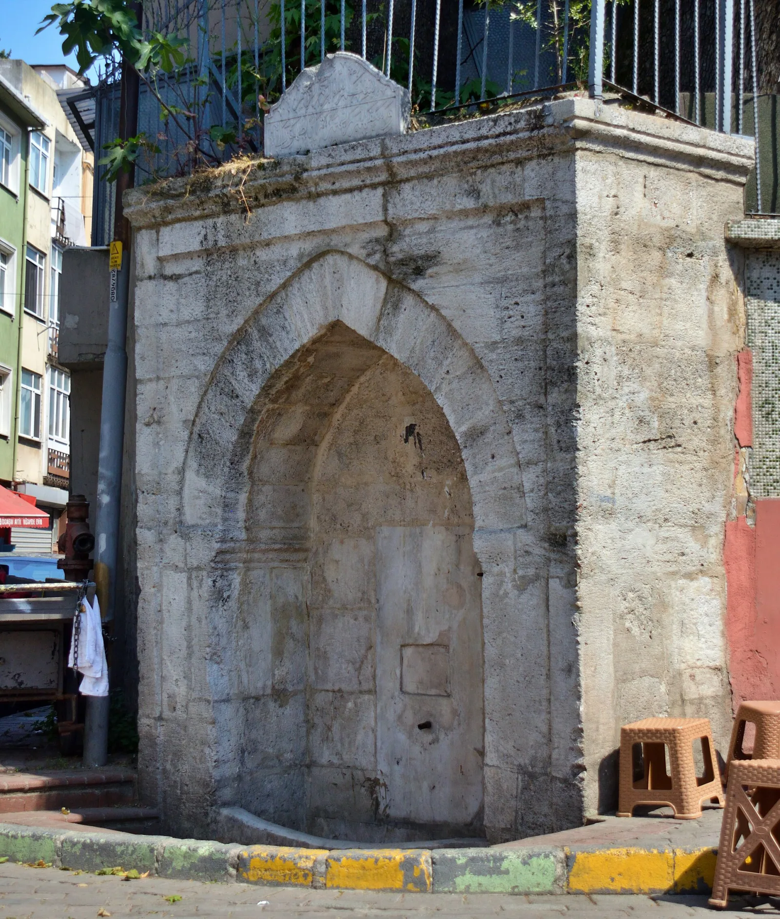 Hacı İsa Camii Çeşmesi, Fatih