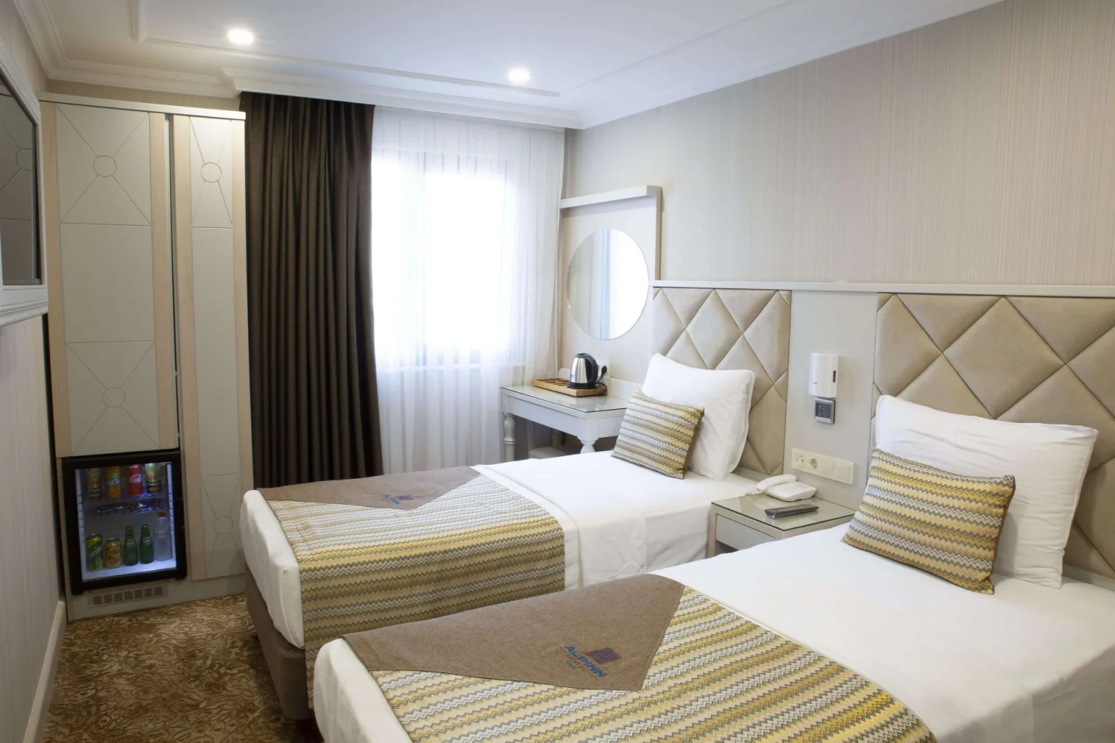 Alpin Hotel, Fatih