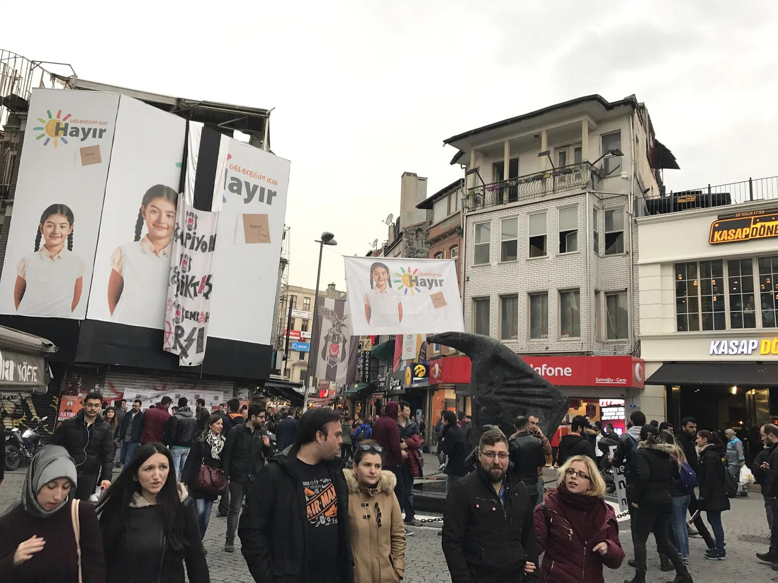 just/, Beşiktaş