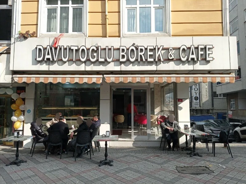 Davutoğlu börek ve cafe, Bağcılar, İstanbul — Kafe ve Pastane