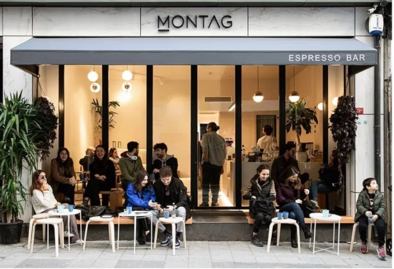 Montag, Kadıköy, İstanbul — Kafe ve Pastane