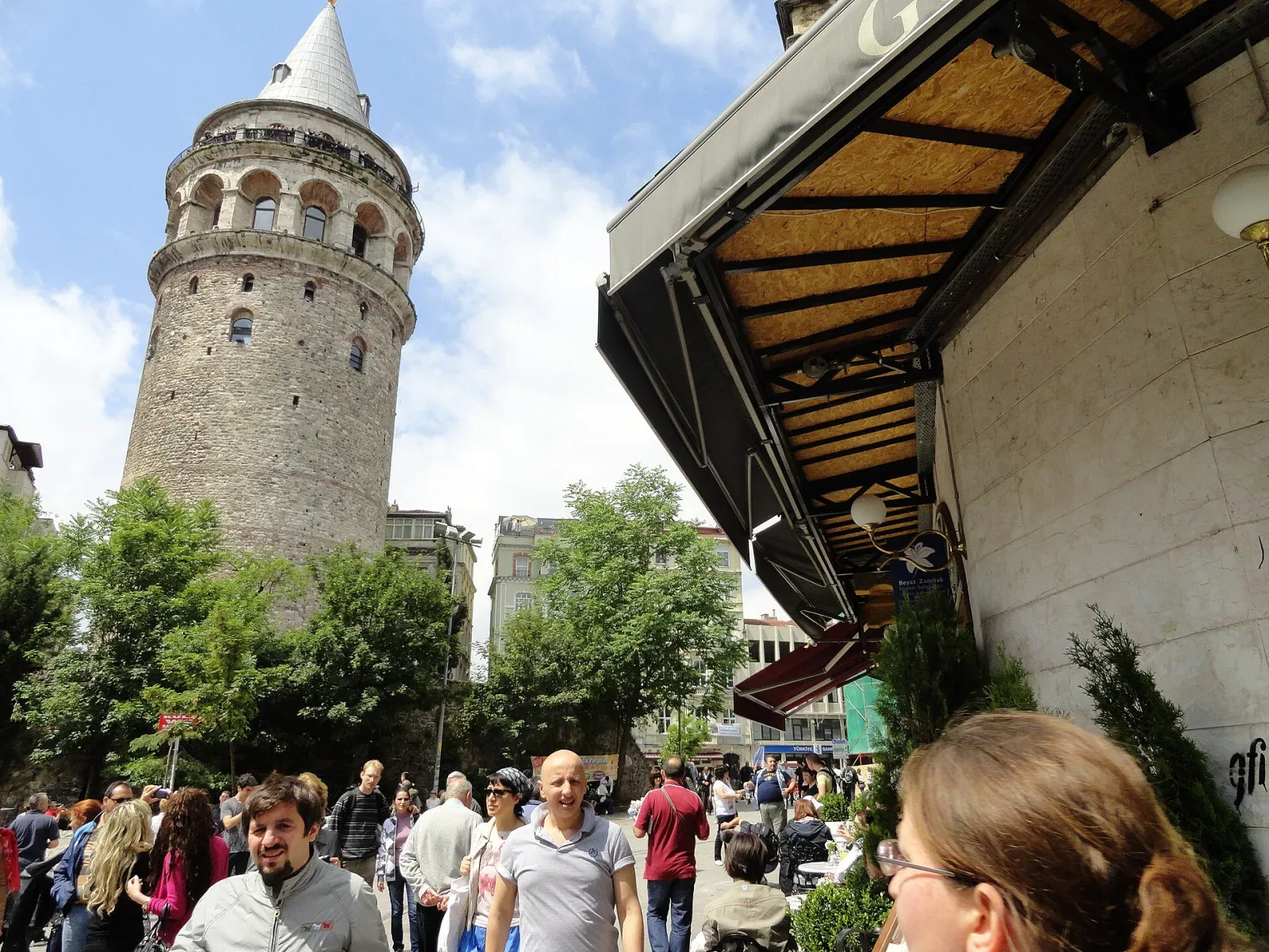 Taksim Sahnesi, Beyoğlu