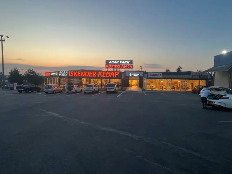 Acarpark Restaurant, Silivri, İstanbul — Restoran