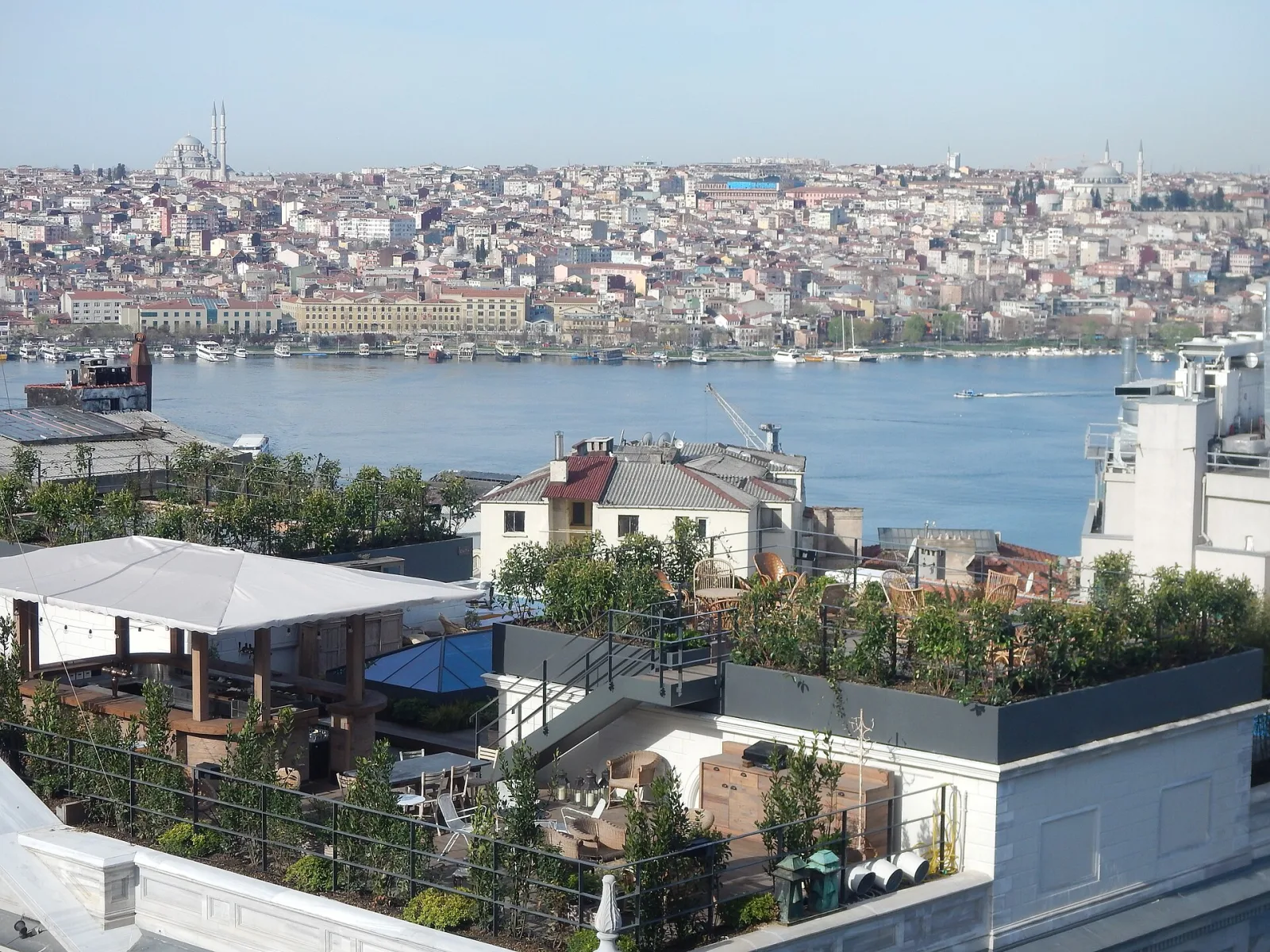 Bara la Afrika, Beyoğlu