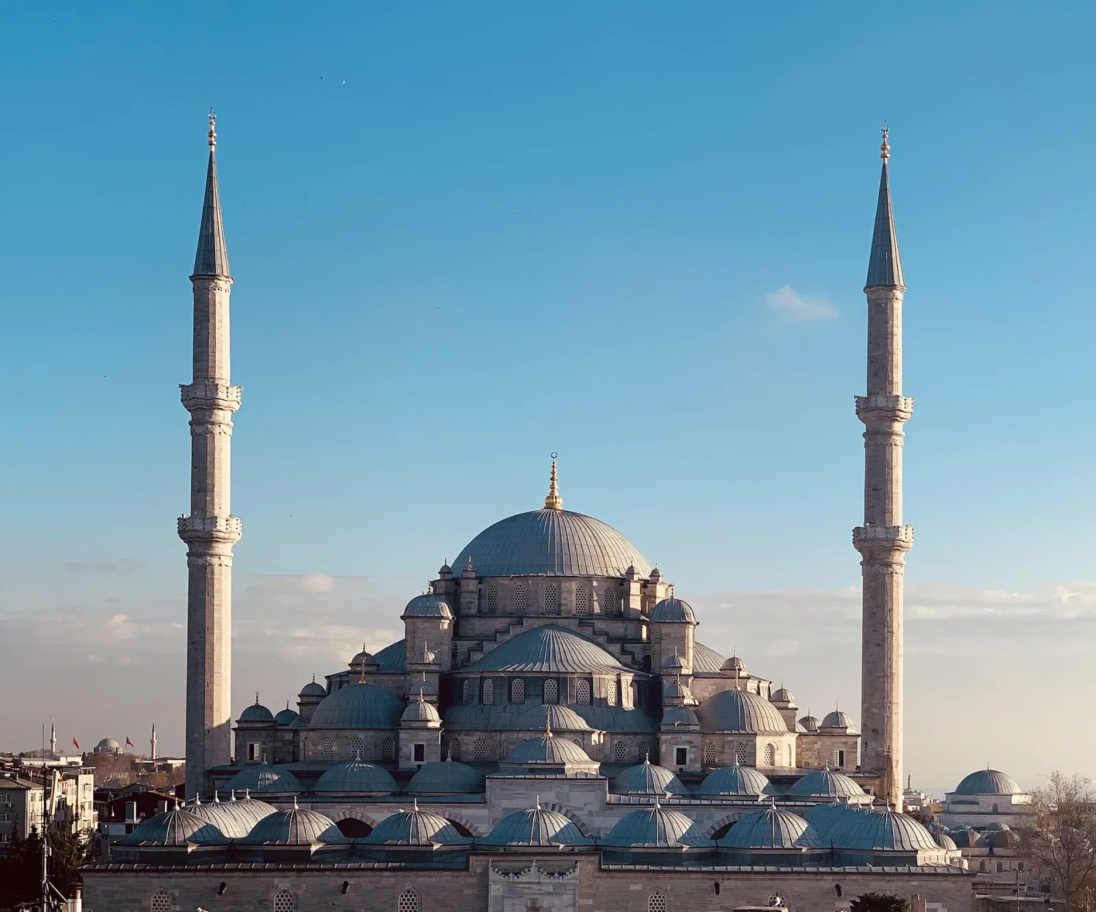Fatih Camii, Fatih