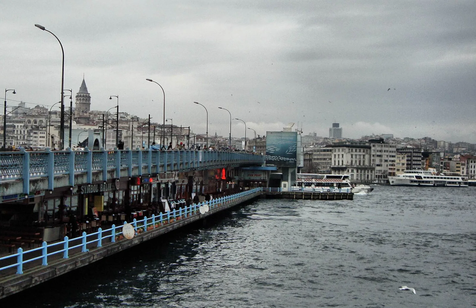 Galata Köprüsü, Beyoğlu