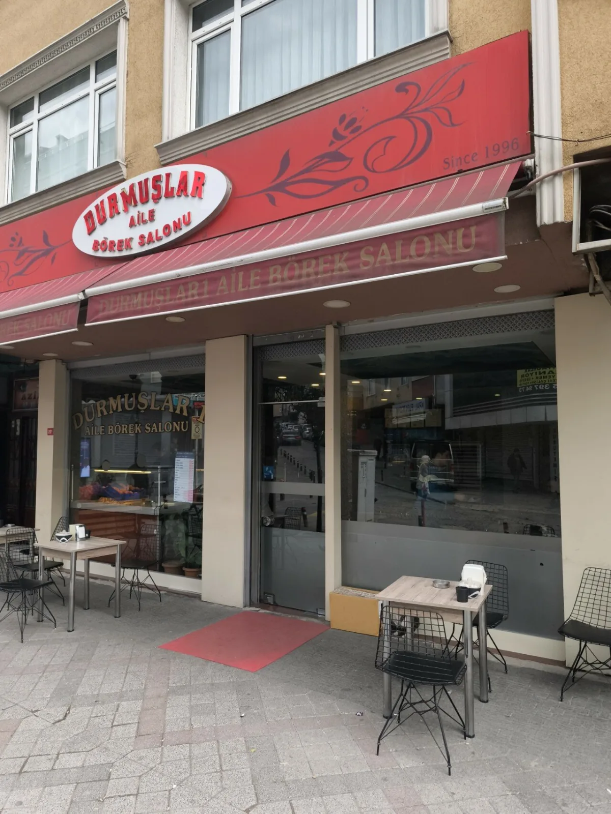 Durmuşlar aile börek salonu, Bağcılar, İstanbul — Kafe ve Pastane