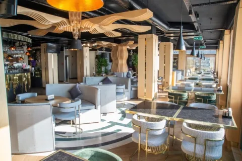LAX Cafe & Lounge, Büyükçekmece
