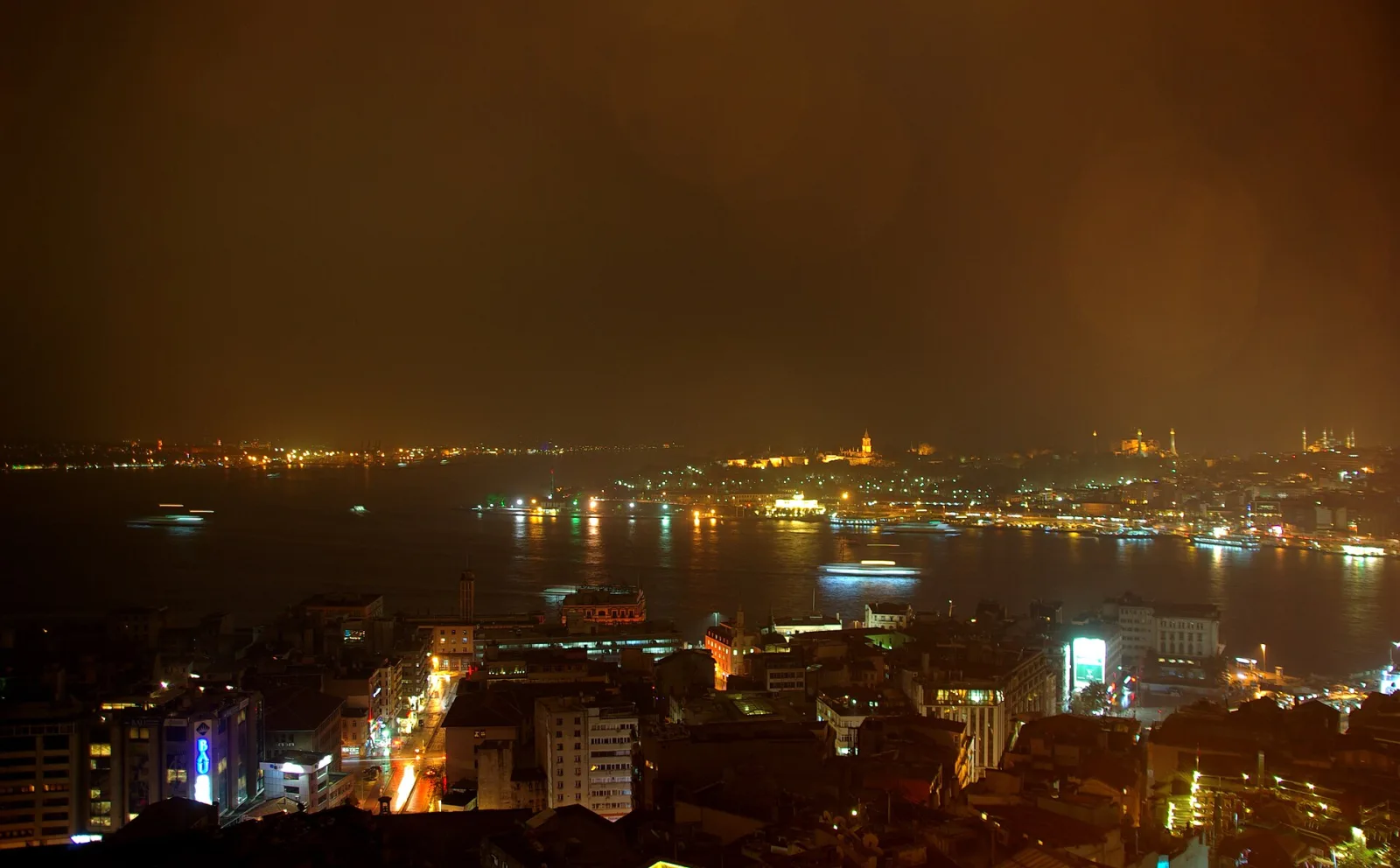 Komün, Beyoğlu, İstanbul