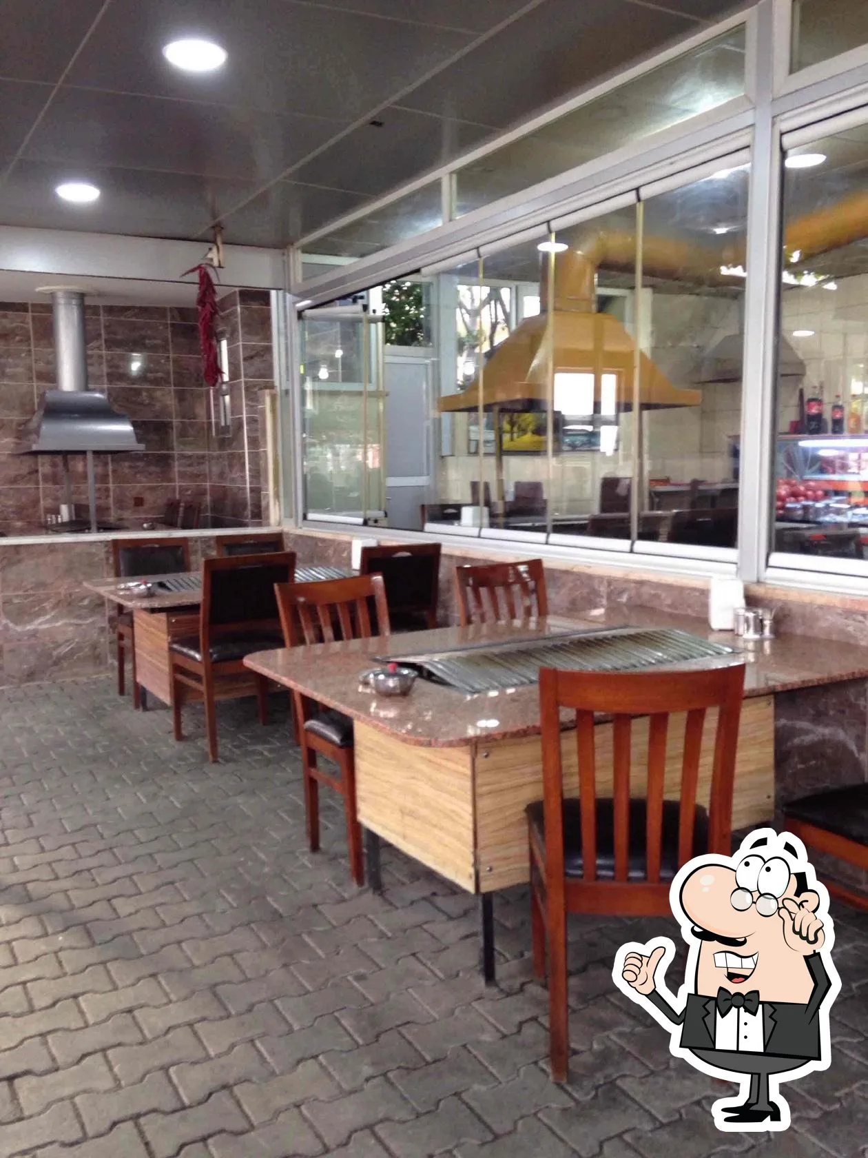 Yali Mangal, Pendik
