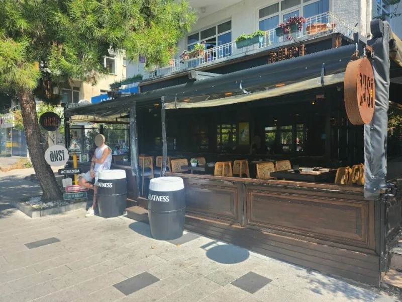 Aksi Bar, Kadıköy, İstanbul