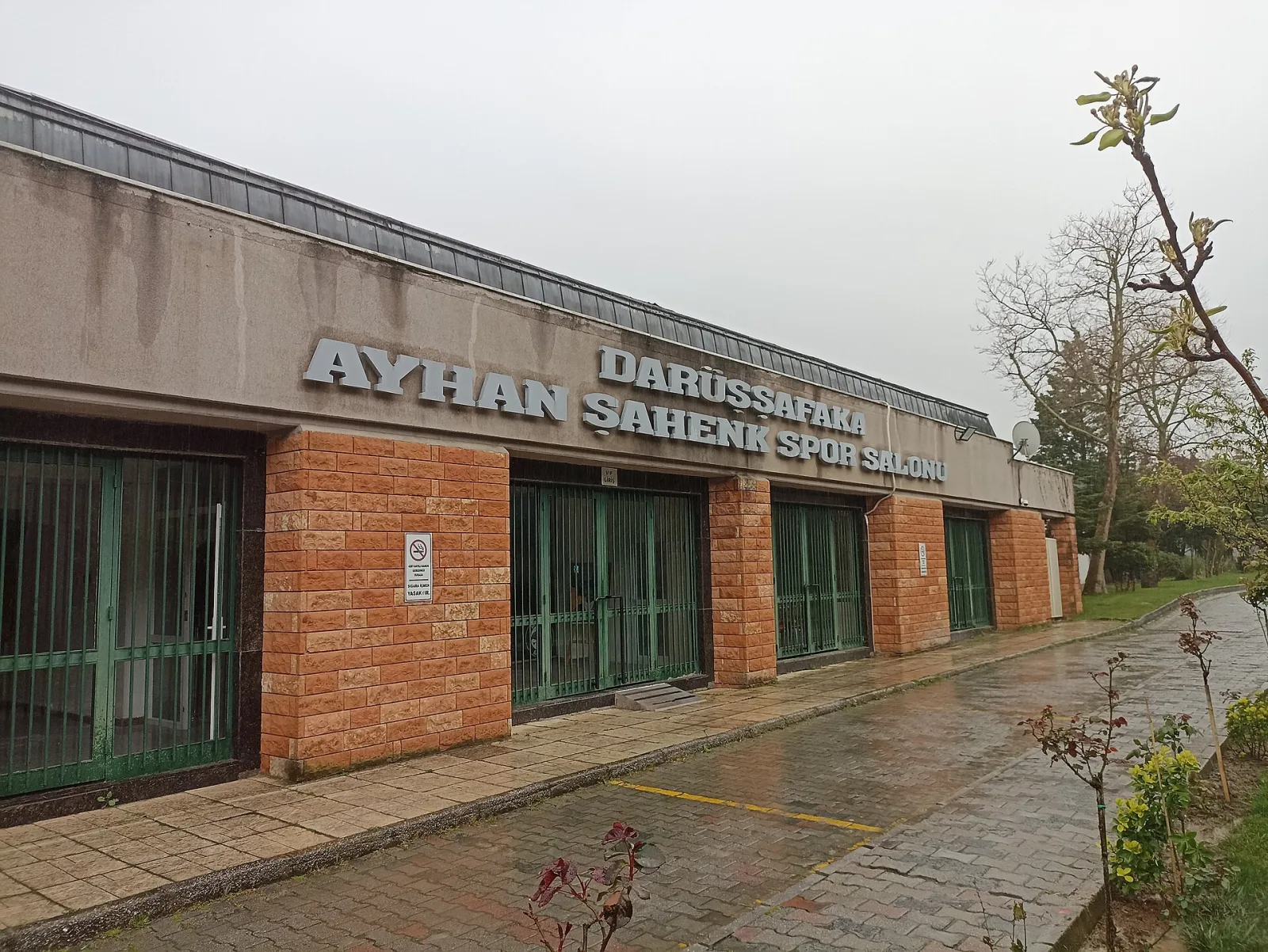 Darüşşafaka Ayhan Şahenk Spor Salonu, Sarıyer