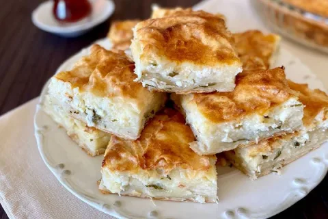 Tarihi ULUSOY PASTA BÖREKÇİSİ, Fatih, İstanbul — Restoran