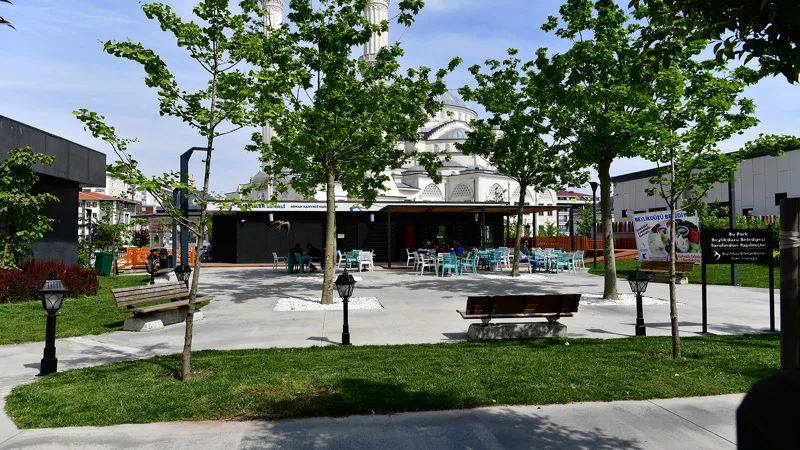 Beylikdüzü Belediyesi Yaşam Cafe, Beylikdüzü, İstanbul — Kafe ve Pastane