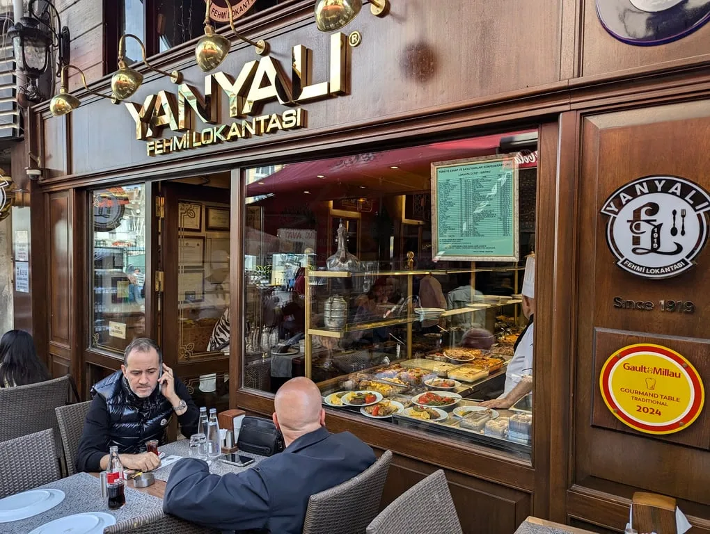 Yanyalı Fehmi Lokantası, Kadıköy, İstanbul — Restoran