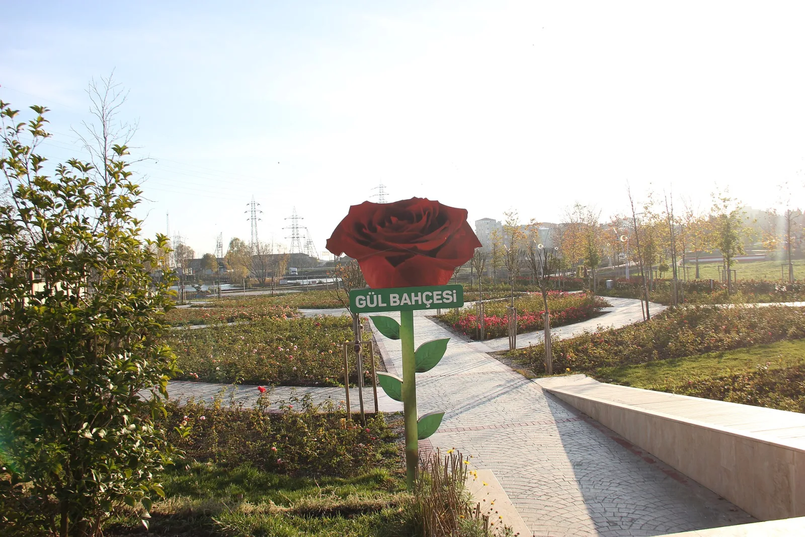 15 Temmuz Millet Bahçesi, Esenler, İstanbul — Park ve Doğa