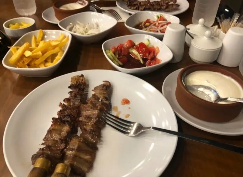 Yörem Cağ Kebap, Beykoz, İstanbul — Restoran