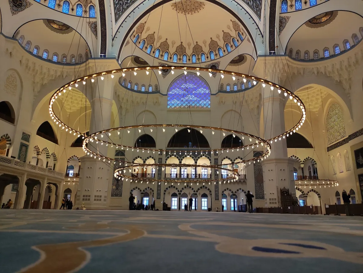 Büyük Çamlıca Camii, Üsküdar, İstanbul — Cami