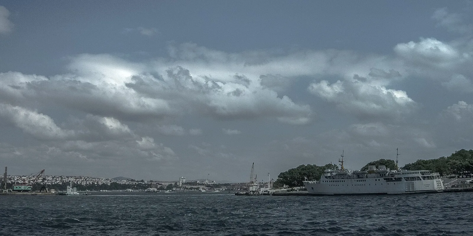 İstanbul Boğazı, Sarıyer, İstanbul — photo