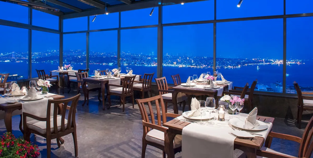 Le Safran Restaurant, Beyoğlu, İstanbul — Restoran