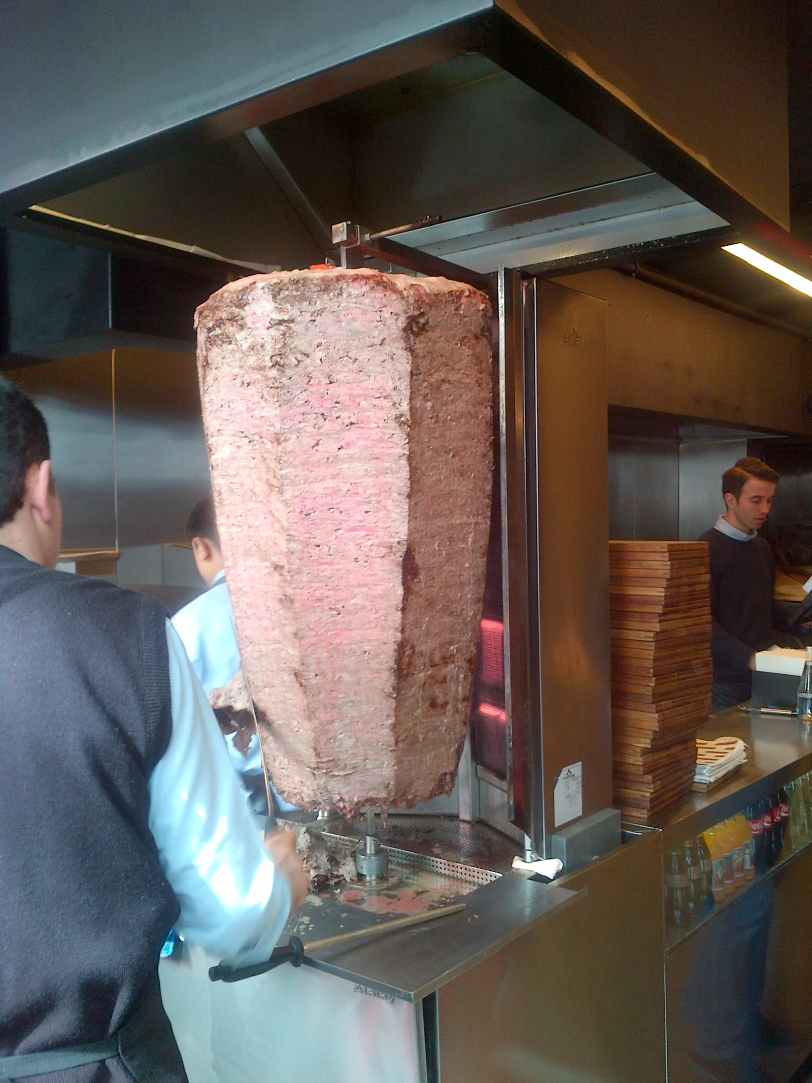 13 Döner, Kâğıthane, İstanbul — Restoran