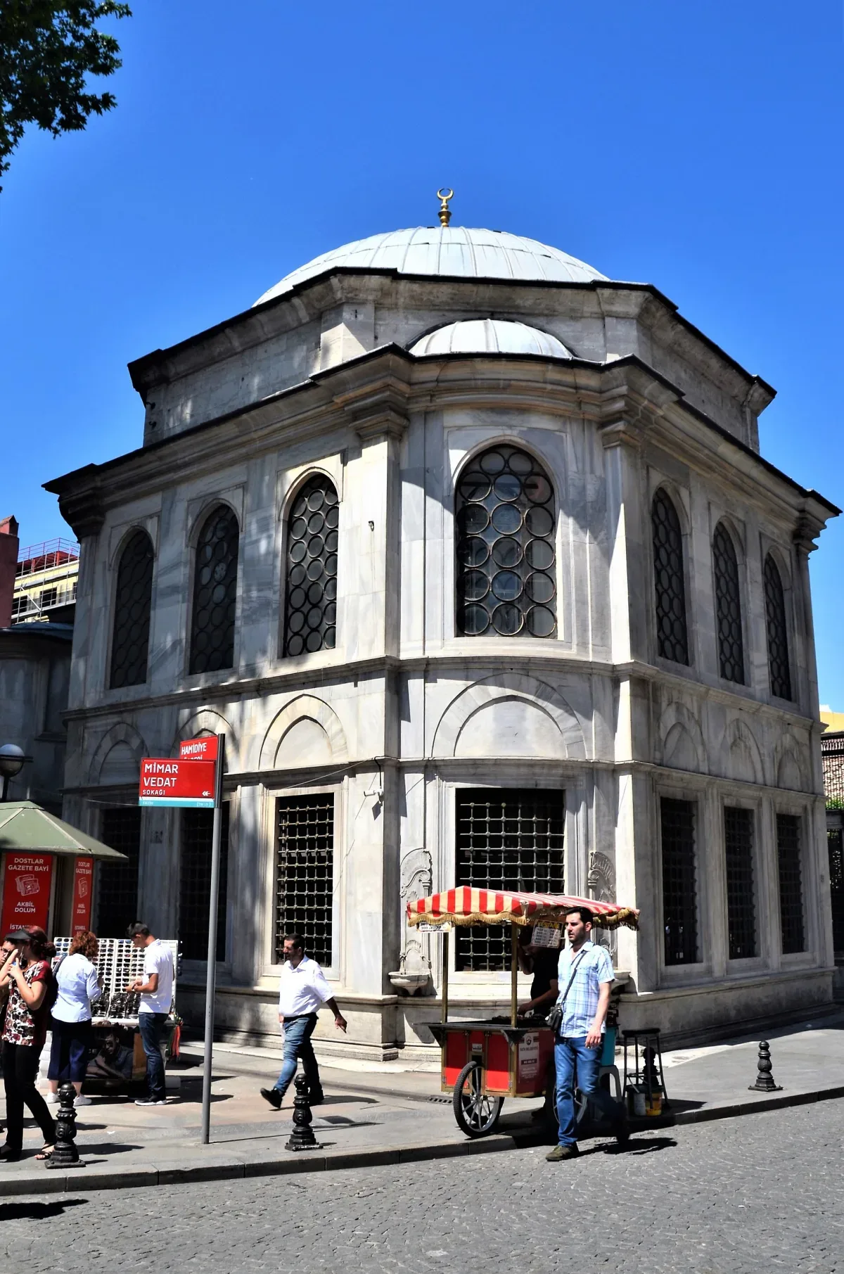 I. Abdülhamid Türbesi, Beyoğlu