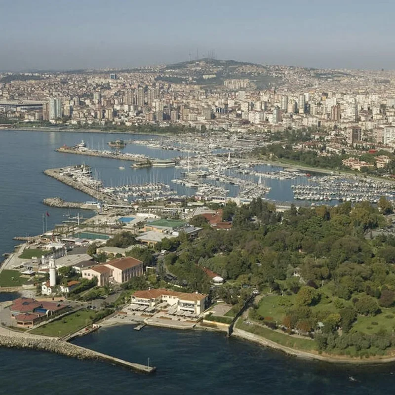Fenerbahçe Adası, Kadıköy
