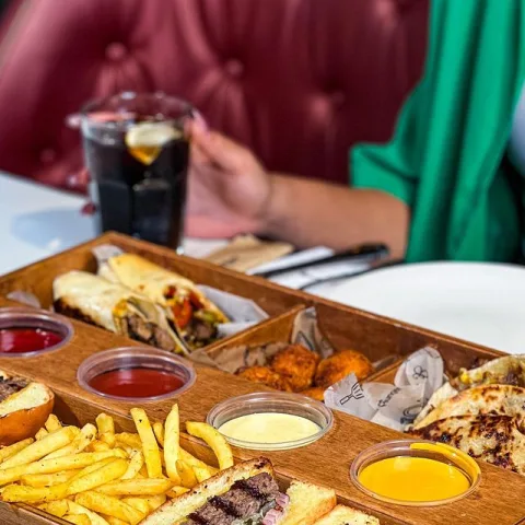The Hunger, Ataşehir