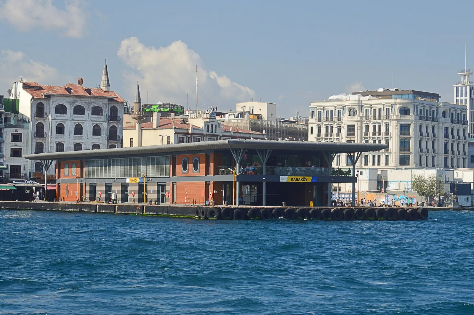 Karaköy İskelesi, Beyoğlu, İstanbul — Sahil ve Kıyı
