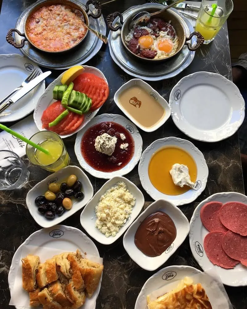 Bikahvalti, Beşiktaş