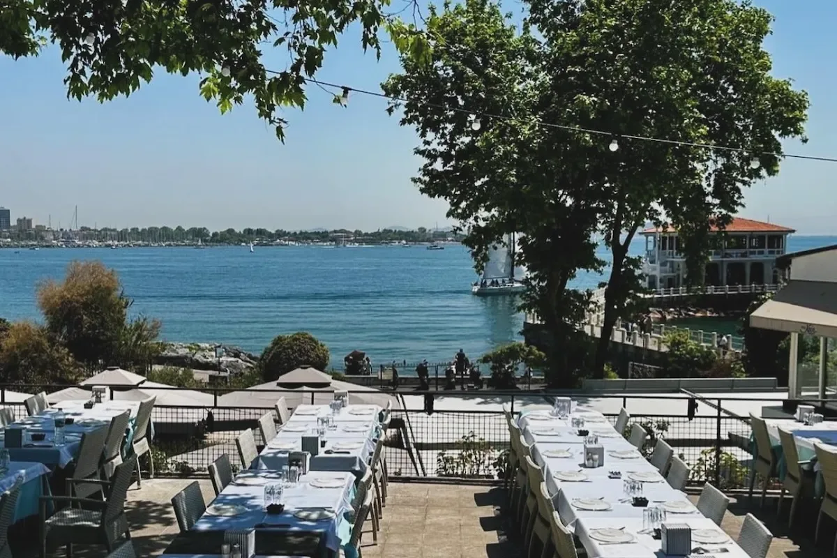 Break Point, Kadıköy, İstanbul — Kafe ve Pastane
