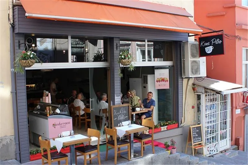 Kune Petro, Beşiktaş, İstanbul