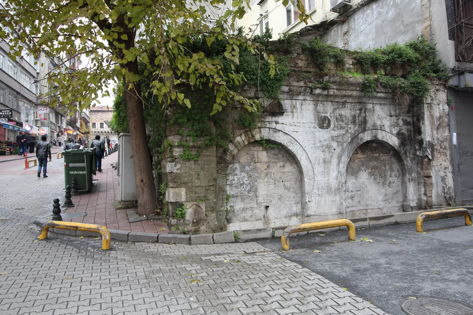 Horhor Çeşmesi (Kırma Tulumba Sokağı), Fatih