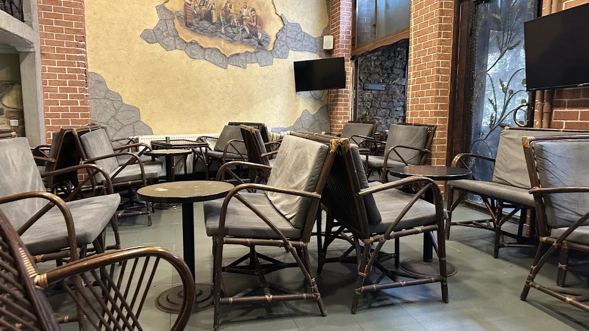 Rembetiko, Kadıköy, İstanbul — Kafe ve Pastane