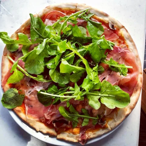 Pizzeria Il Pellicano, Kadıköy, İstanbul — Restoran