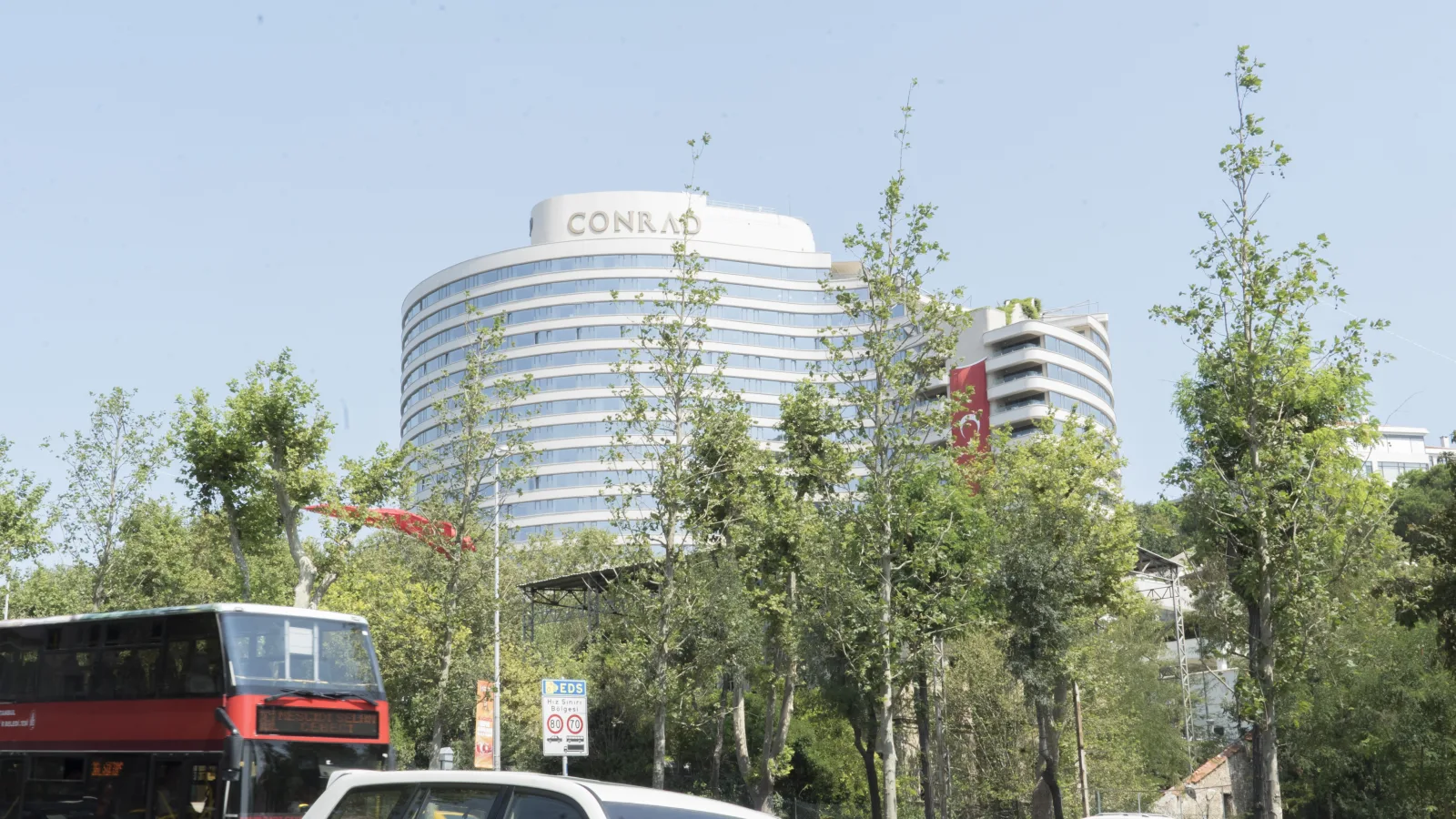 Conrad Istanbul Bosphorus, Beşiktaş, İstanbul — Otel