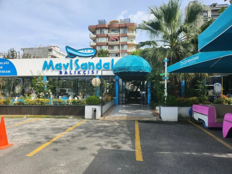 Mavi Sandal Balikcisi, Kartal, İstanbul — Restoran