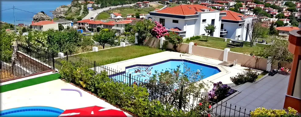 Petronet Cafe / Plaj mazemeleri, Şile
